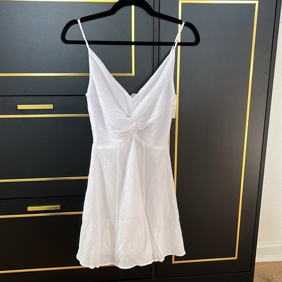 NWT Abercrombie Crinkle Textured Twist-Front Mini Dress - Picture 4 of 8